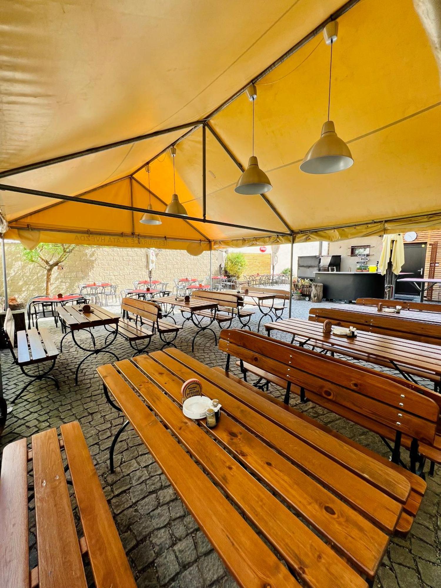 צ'סקה בודיוביצה Apartman Zlata Hvezda מראה חיצוני תמונה